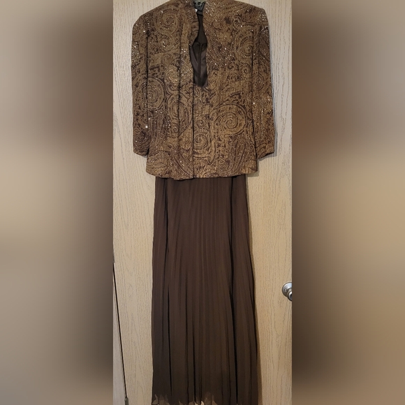 ALEX EVENINGS VINTAGE GOWN WITH MATCHING JACKET - Picture 2 of 8